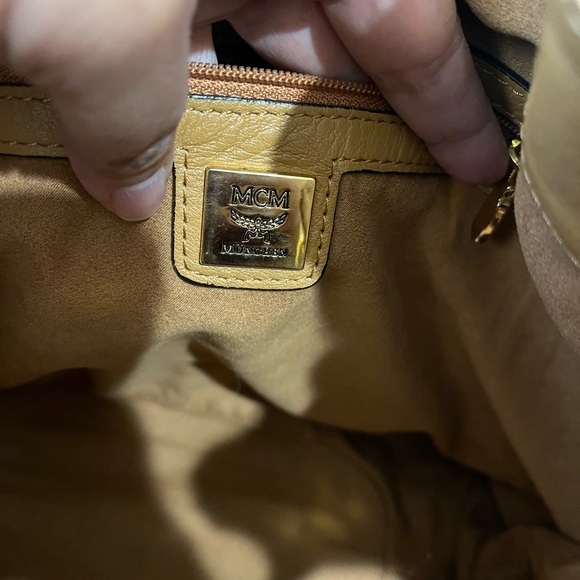 MCM COGNAC DRAWSTRING STUDDED HANDBAG - Picture 12 of 13